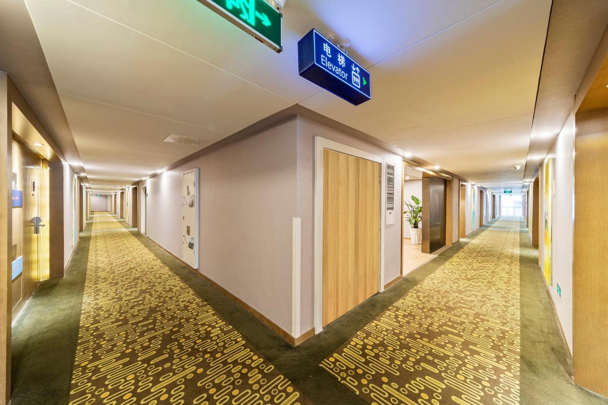 Holiday Inn Express Dujiangyan Ancient City Exteriör bild