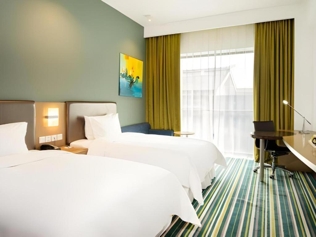 Holiday Inn Express Dujiangyan Ancient City Exteriör bild